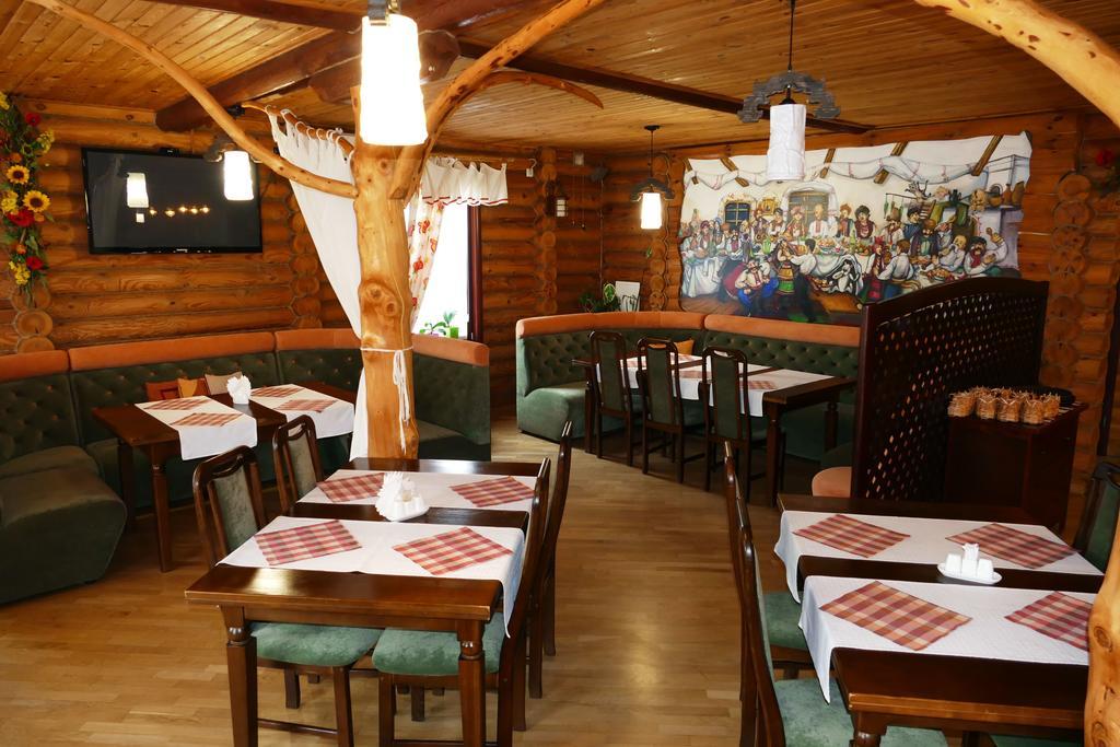 Hotel Комплекс Відпочинку Пампушка & Подушка Burlach'ya Balka Exterior foto