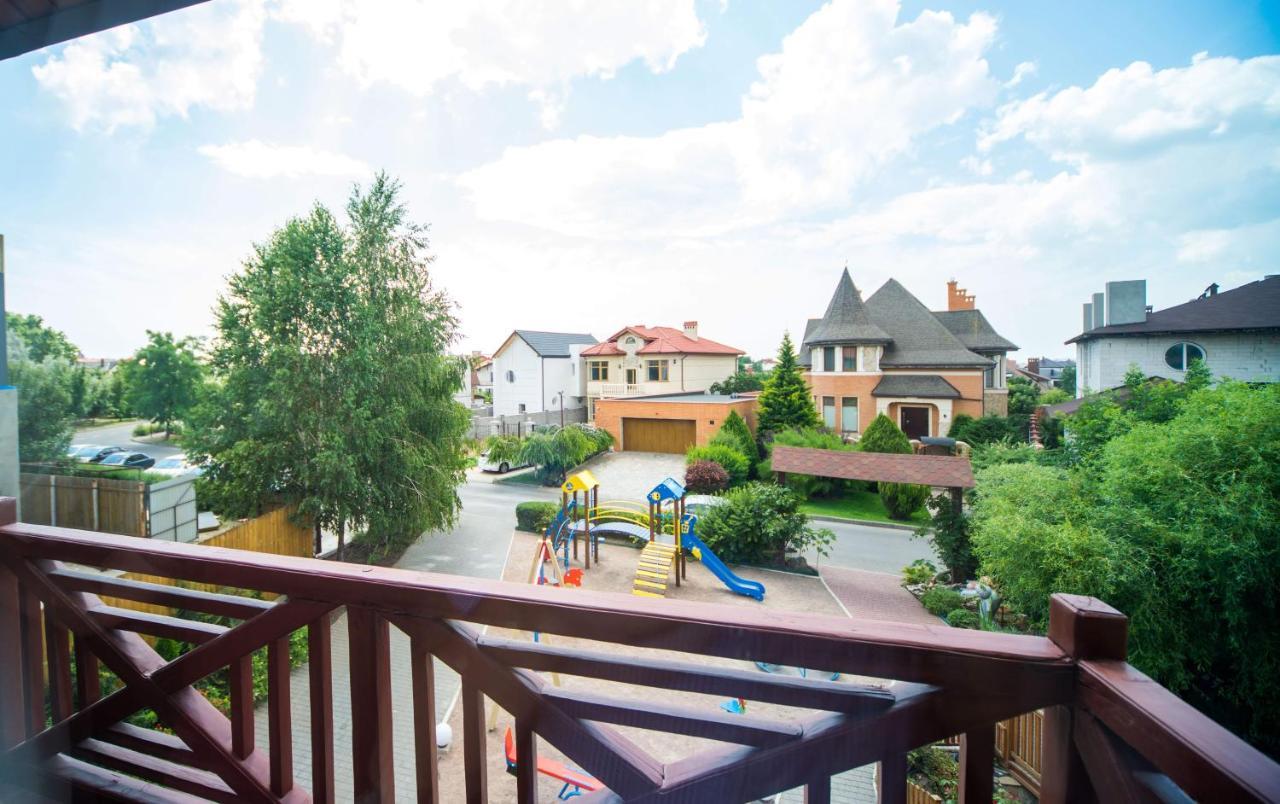 Hotel Комплекс Відпочинку Пампушка & Подушка Burlach'ya Balka Exterior foto