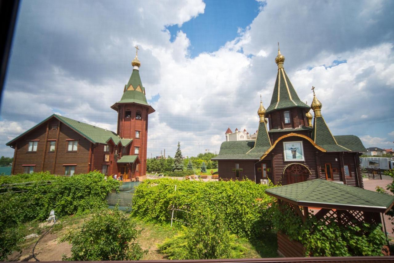 Hotel Комплекс Відпочинку Пампушка & Подушка Burlach'ya Balka Exterior foto